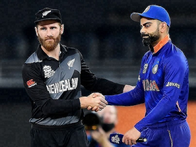jv97dbr_virat-kohli-and-kane-williamson_625x300_31_October_21.jpg (806×605)
